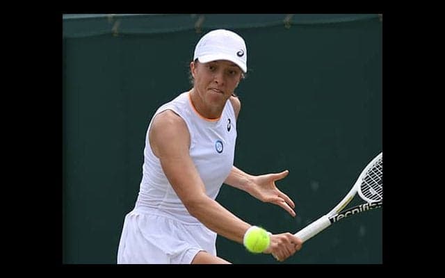  完勝シフィオンテク 16強へ 