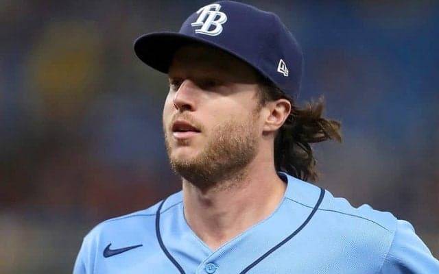 【MLB】球速差なんと75キロ…野手登板でも侮れない“衝撃の緩急”が「えげつない球だ」