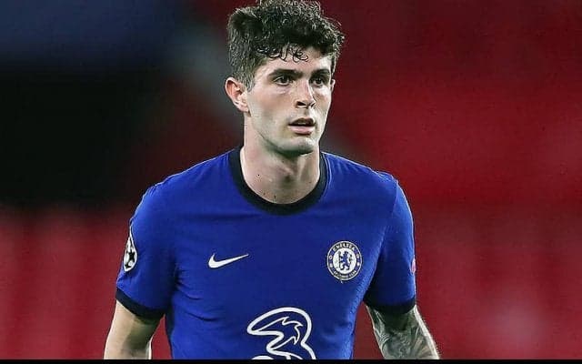 プリシッチのSNS投稿に動物虐待との批判!　釣り中の行為が物議