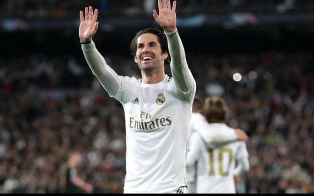 チャルハノール退団のミラン、新たな10番候補としてマドリーの“魔術師”獲得に関心か