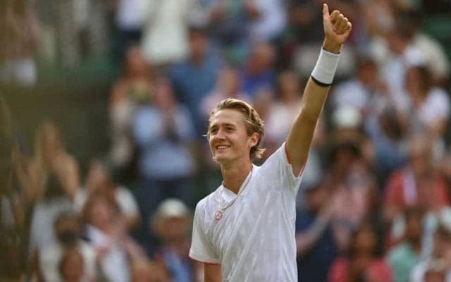 初出場でベスト16のコルダと、陰で支えた父ペトル・コルダ