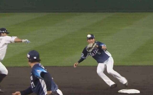 ステルス源田の「忍術たまらん」　気配消した“隠密行動”に走者混乱「気を消せる…」