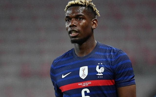 ポグバとロナウジーニョが共演？ アメリカのナイトクラブで偶然出くわし思わず記念撮影