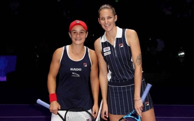 バーティとプリスコバが、ともにピンチを乗り越えて決勝進出