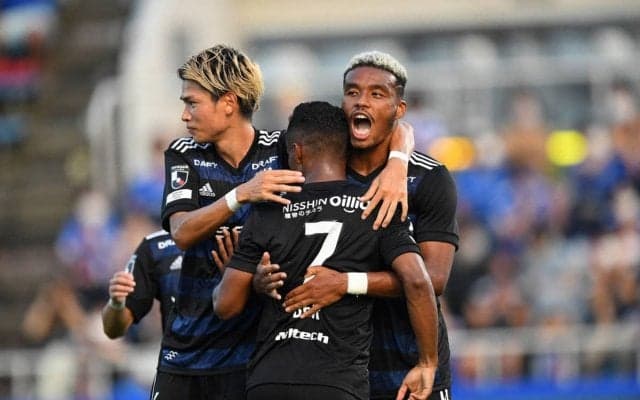 「完璧な崩しと完璧なゴール」エウベルのピンポイントクロスに合わせた横浜FMオナイウ阿道のヘッド!「マジで美しい」