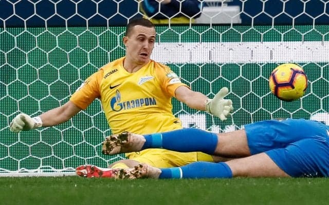 ゼニトでリーグ3連覇を経験したロシア代表GKルニョフがレバークーゼンに完全移籍