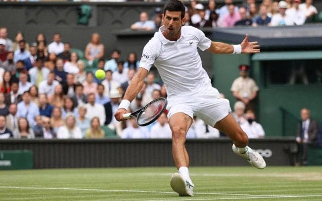 テニスの王者ジョコビッチが優勝願うのは？ ウィンブルドン決勝同日に同じロンドンでユーロ2020決勝開催