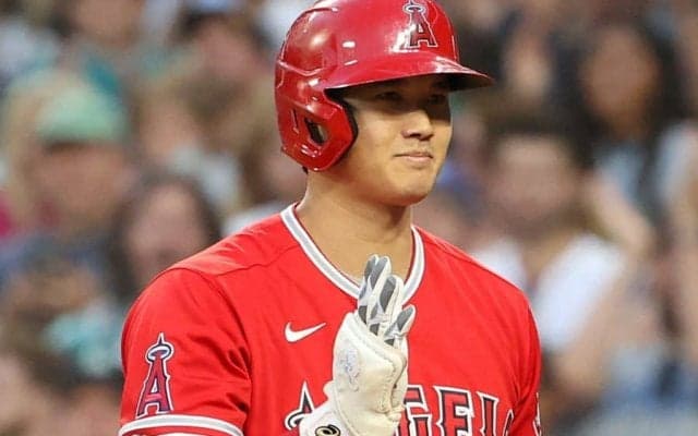 【MLB】大谷翔平、見逃し三振も球審の判定不満？　苦笑いで右手を横に振ってアピール
