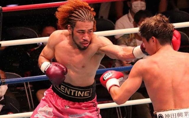 なぜ、40歳になっても殴り合うのか　ナイジェリア育ちの異色ボクサーが生き抜く死線