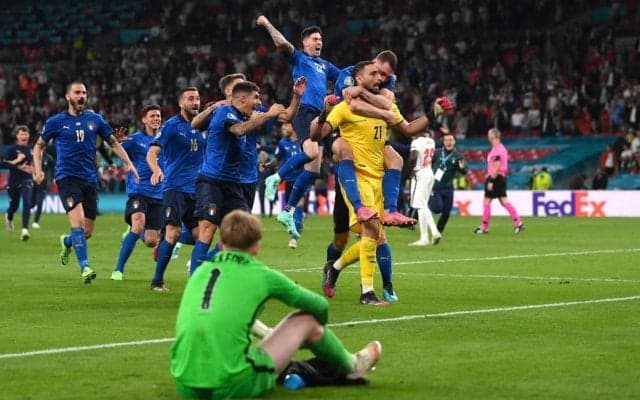 【EURO2020決勝】イタリア対イングランドの激闘(1)「早すぎた」ユーロ「史上最速」開始2分の先制弾