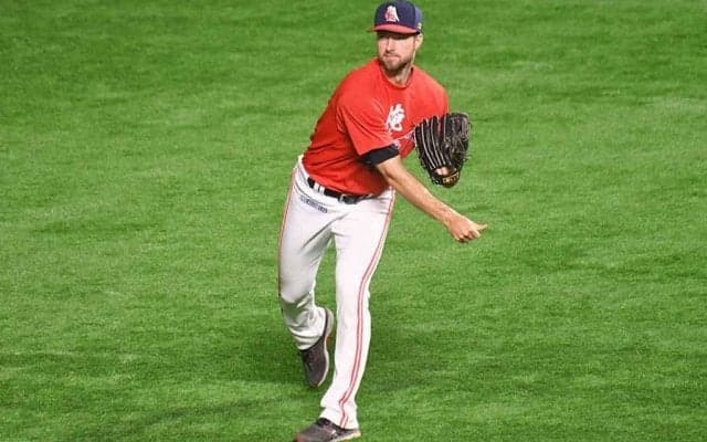 ノーノー途切れても志願の続投　初完封の鷹・レイが口にした“相棒”甲斐への思い