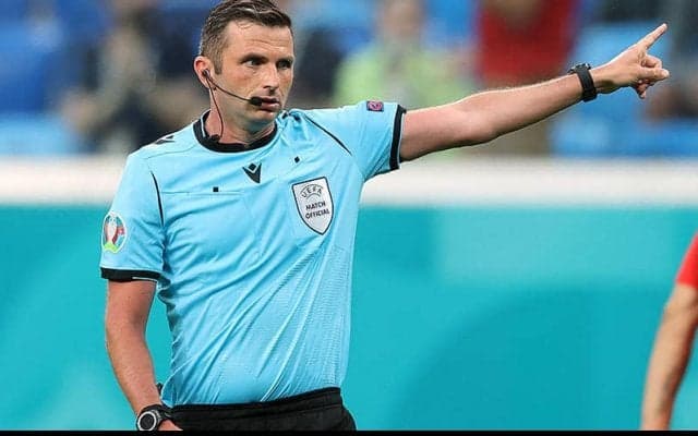 イングランド人審判オリバー氏、ユーロ決勝でファンと共に母国を応援