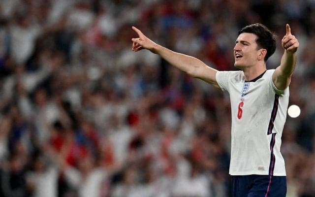 「ロケットランチャー!」カメラを破壊したマグワイアのパワフルな一撃!「今まで最高のPKの1つ」