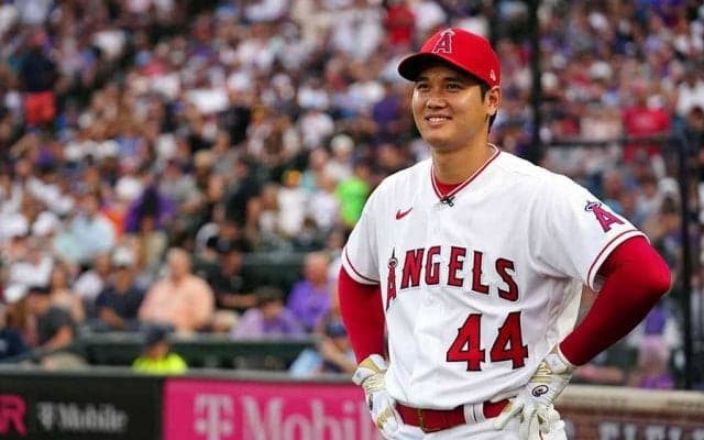 【MLB】大谷翔平、最速左腕チャップマンと“デカさ際立つ1枚”に米反響「2人の巨人」「ワオ」