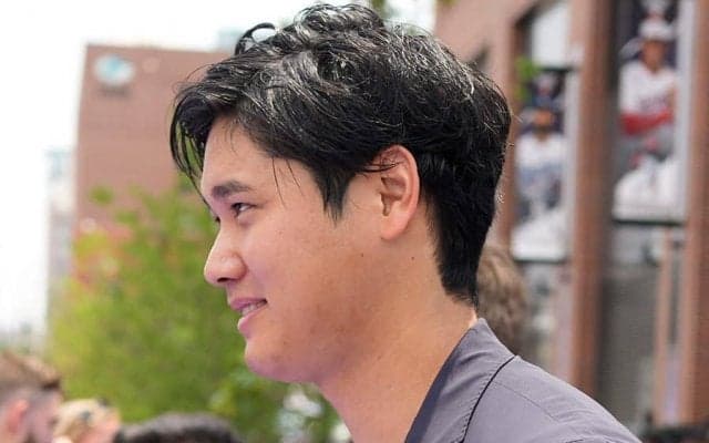 【MLB】脚が長すぎる…大谷翔平の“女子ウケ抜群”コーデは「見てたら視力が回復しそう」