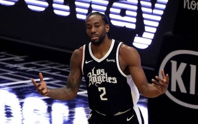 クリッパーズのカワイ・レナードが右膝の前十字靭帯部分断裂の修復手術に成功