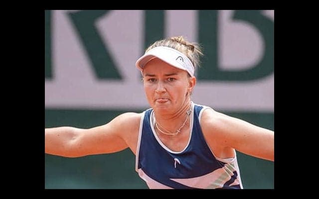 全仏女王クレチコバ 初戦突破