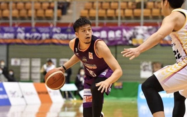 昨季山形でプレーした上杉翔が現役引退を表明…新シーズンからは香川のACに就任