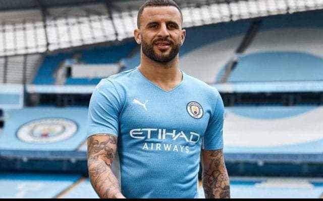 マンチェスター・シティがユニフォームを発表！退団したアグエロへの敬意溢れるデザインに