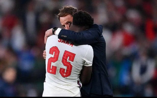 人種差別者を試合から永久追放へ...嘆願書に100万人が署名