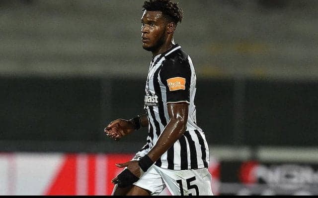 スタッド・ランス、インテルから若手CBを買い取りOP付きのレンタルで獲得!