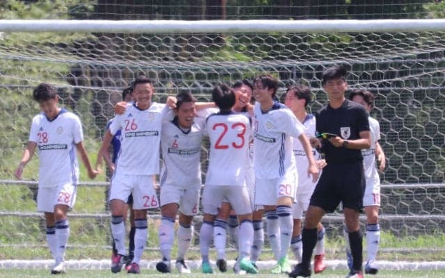 [男子サッカー]アミノバイタルカップ　２部首位の東国大下し初戦突破!