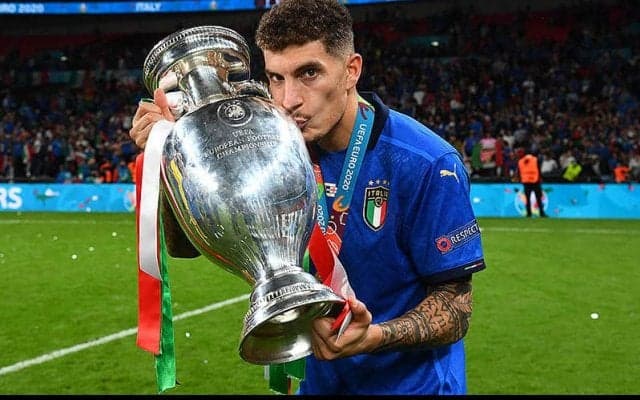 ナポリ、イタリアのユーロ優勝に貢献したDFディ・ロレンツォとの契約を2026年まで延長