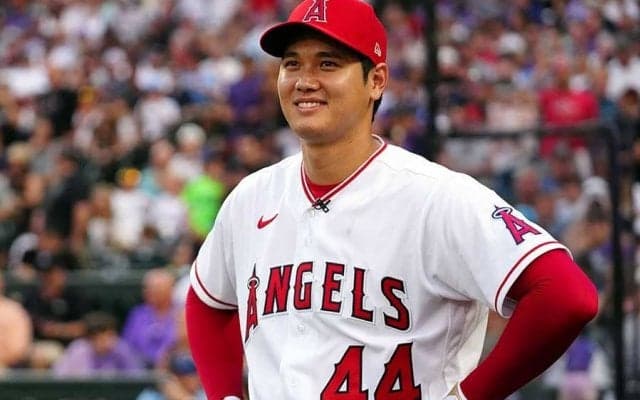 【MLB】大谷翔平から撮影要求　541発オルティスとの1枚が反響拡大「少年のよう」「いい写真！」
