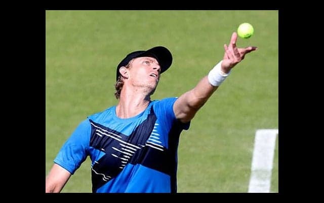 アンダーソン 逆転で4強へ