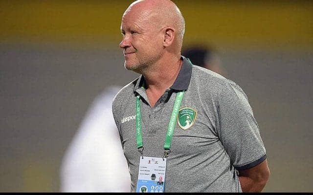 レバノン代表がハシェック氏を新監督に招へい!　現役時代に広島、千葉でプレーし、神戸を指揮