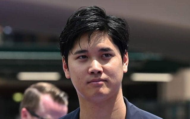 【MLB】大谷翔平、逞しすぎる肉体美にファン注目「腕やばい」「スーツがパンパン」