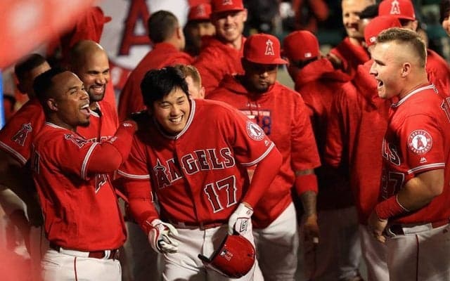 【MLB】大谷翔平の「表情を見てよ」　美人レポーターが懐かし“びしょ濡れ”写真公開