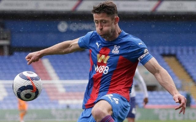 仕上がってるよ!　35歳ギャリー・ケイヒルがインスタで見事なシックスパックを公開、元チームメイトも反応