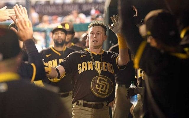 【MLB】パドレス・クロネンワース、まだ6回なのにサイクル安打達成　球団史上3人目の偉業