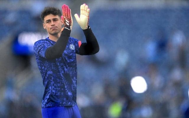 驚愕のキック精度！ チェルシーGKケパが クロスバーチャレンジ8連続成功!「ヴェルナーの代わりに前線に」