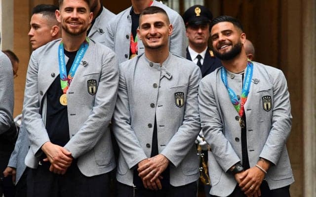 超豪華な披露宴! ユーロ王者・ヴェッラッティがトップモデルと2度目のゴールイン、元PSGのイブラヒモビッチも祝福!