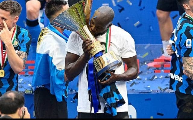 インテル、プレミア復帰噂のルカクはキープ？ 上層部と会談の代理人が示唆