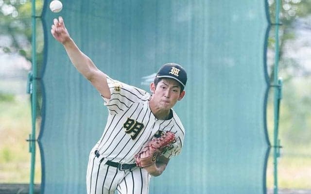 【高校野球】世代最速157キロ右腕は「投げるたびに成長」　ドラ1候補受ける主将兼捕手の視線
