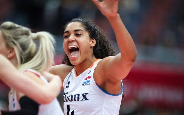 姫路　オランダ代表セレステ・プラクとの契約を発表