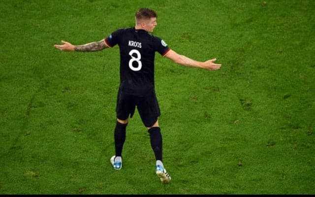 バイエルン元会長に続いて西独代表のレジェンドもトニ・クロースに厳しい意見「もはや代表クラスではなかった」