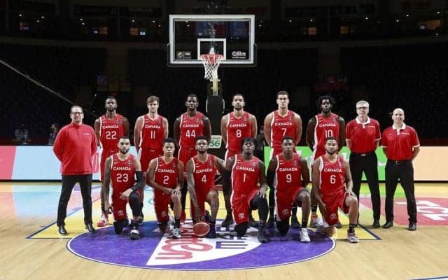 日本と渡邊雄太を全力応援 - カナダ代表ナースHC