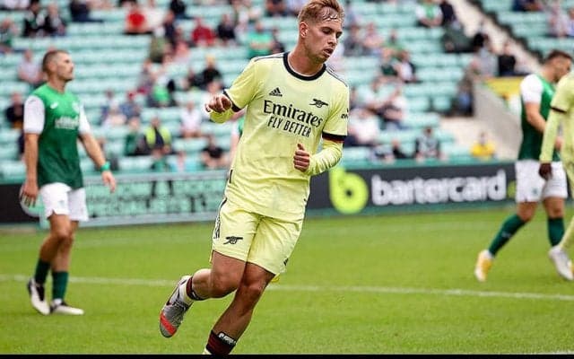 アーセナルMFスミス・ロウがエジルの後を継ぎ「10」番に？SNSで写真が流出