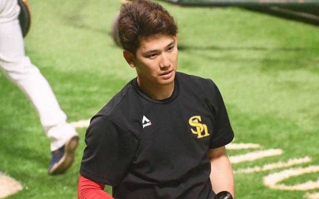 「見てほしいのは元気」　7つのグラブ持参も侍J・栗原が誓う“熱男魂”の継承