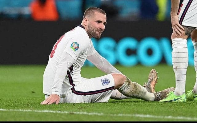 ルーク・ショー、肋骨骨折の状態でユーロ最後の3試合をプレーしていた模様…