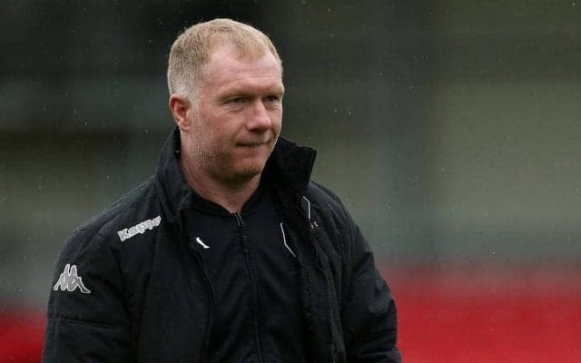 「クラスは永続的」元イングランド代表スコールズがトレーニング風景を披露！戦友のベルバトフも賛辞を贈る！