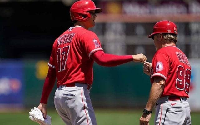 大谷翔平が「やっぱり楽しそう」　何気ない“塁上の仕草”も話題「MLBも隙あらば…」