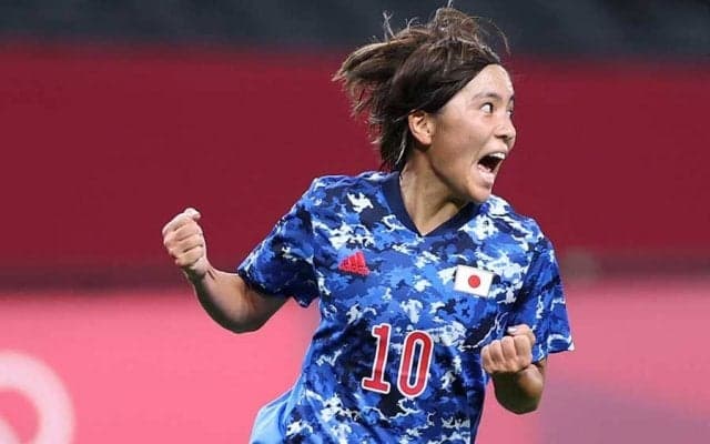 岩渕真奈の成長の裏で残ったなでしこの課題　永里亜紗乃「メダル候補相手には致命傷に」