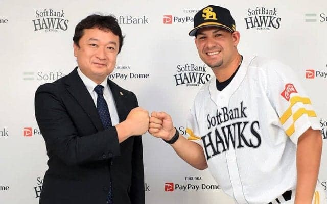 鷹、アルバレス獲得で上限70人だけど…　三笠GM「人数の違うトレードの可能性も」