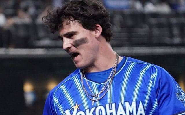 「貴重な動画」「クール！」　DeNAオースティン、五輪開会式“裏側”公開にファン興奮