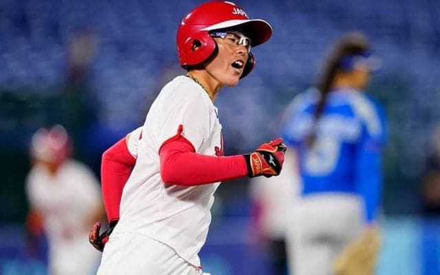 ソフト日本が開幕3連勝　藤田倭が好投＆3戦連発3ラン、上野由岐子抜きで完封リレー